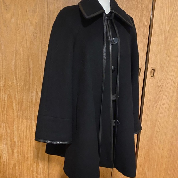 Rebecca Taylor. Oversized short coat. Never used. - Picture 3 of 6